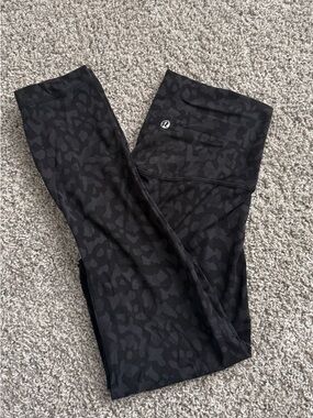 lululemon Black & Charcoal Cropped Leggings